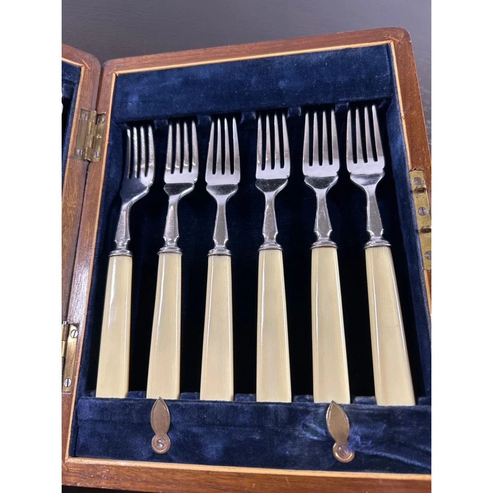 Mappin & Webb Princes Plate Fish Cutlery Set 12pc Silver Plate Cream Handles Box